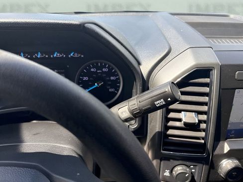 Used 2021 Ford F250 XLT w/ XLT Premium Package AWD/4WD image 16