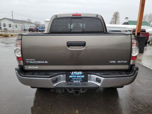 Used 2010 Toyota Tacoma 4x4 Double Cab image 5