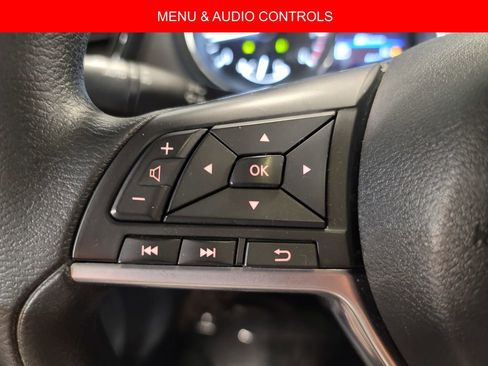 Used 2019 Nissan Rogue SV AWD/4WD image 11