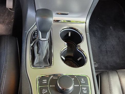 Used 2018 Jeep Grand Cherokee High Altitude AWD/4WD image 10