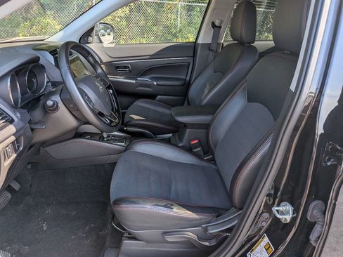 Used 2024 Mitsubishi Outlander Sport SE AWD/4WD image 19