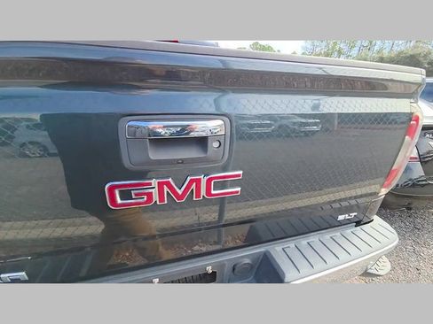 Used 2018 GMC Sierra 1500 SLT w/ Enhanced Driver Alert Package image 28