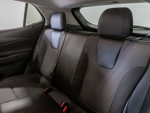 Used 2025 Buick Encore GX Preferred image 20