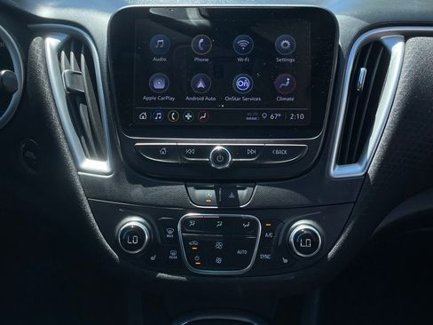 Used 2024 Chevrolet Malibu LT image 18