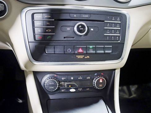 Used 2015 Mercedes-Benz CLA 250 CLA 250 image 20