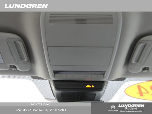 Used 2024 MAZDA MAZDA3 s image 25