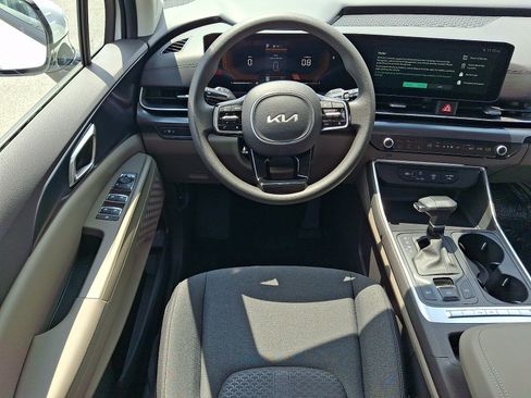 New 2026 Kia Carnival LX FWD image 7