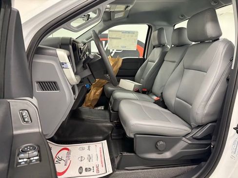 New 2026 Ford F250 XL w/ XL Chrome Package image 11