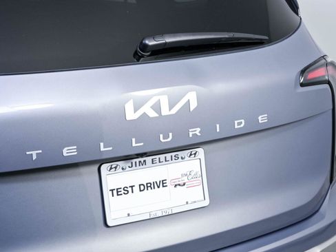 Used 2025 Kia Telluride SX FWD image 36