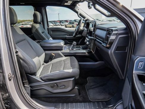 Used 2022 Ford F150 XLT w/ Equipment Group 302A High image 14