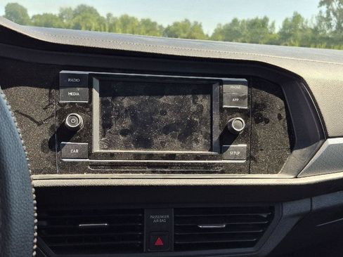 Used 2019 Volkswagen Jetta S FWD image 8