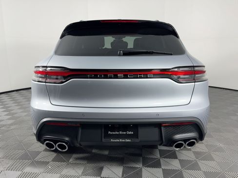 Certified 2026 Porsche Macan AWD/4WD image 10