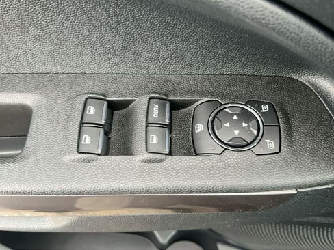 Used 2020 Ford EcoSport SE w/ SE Convenience Package FWD image 17