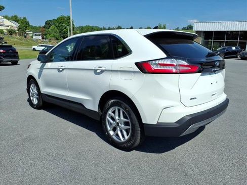 Certified 2023 Ford Edge SEL w/ Convenience Package AWD/4WD image 2