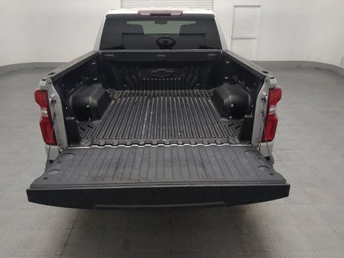 Used 2020 Chevrolet Silverado 1500 Custom w/ Custom Value Package RWD image 29