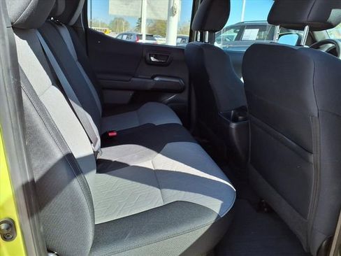 Used 2023 Toyota Tacoma TRD Off-Road w/ Technology Package image 20