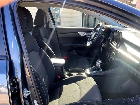 Used 2024 Kia Forte LXS image 7