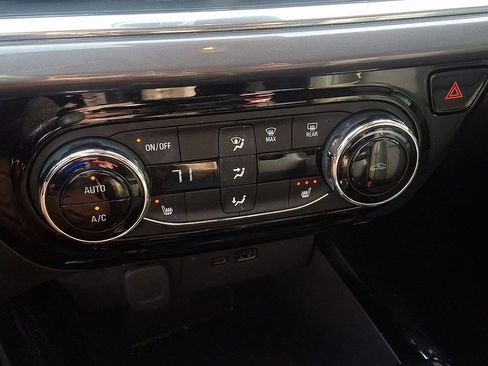 Used 2025 Chevrolet Trax ACTIV w/ Driver Confidence Package image 15