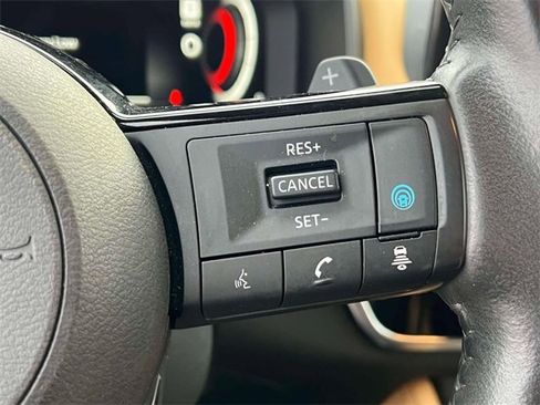 Used 2022 Nissan Rogue Platinum w/ Head-Up Display Package image 24