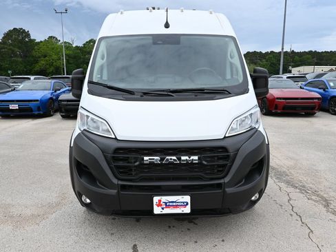 Used 2025 RAM ProMaster 2500 w/ Convenience Group FWD image 5