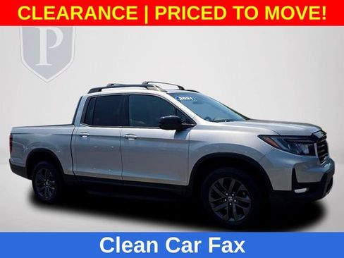 Used 2021 Honda Ridgeline Sport image 2