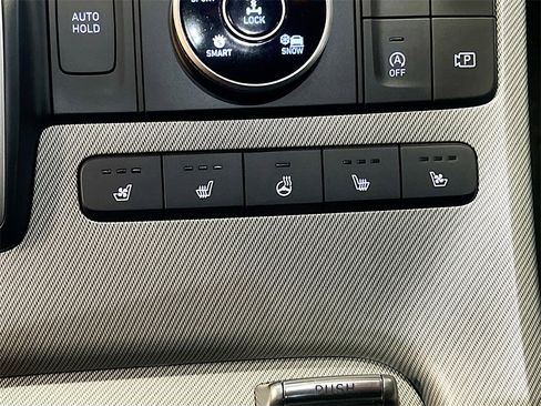 Used 2025 Hyundai Palisade SEL image 20