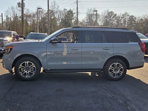 New 2026 Ford Expedition Active image 5