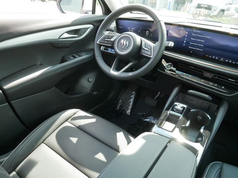 Used 2026 Buick Envision Avenir AWD/4WD image 9