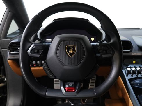 Used 2015 Lamborghini Huracan LP 610-4 AWD/4WD image 31
