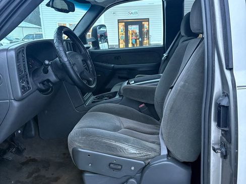 Used 2003 Chevrolet Silverado 1500 LS w/ Off-Road Package image 9