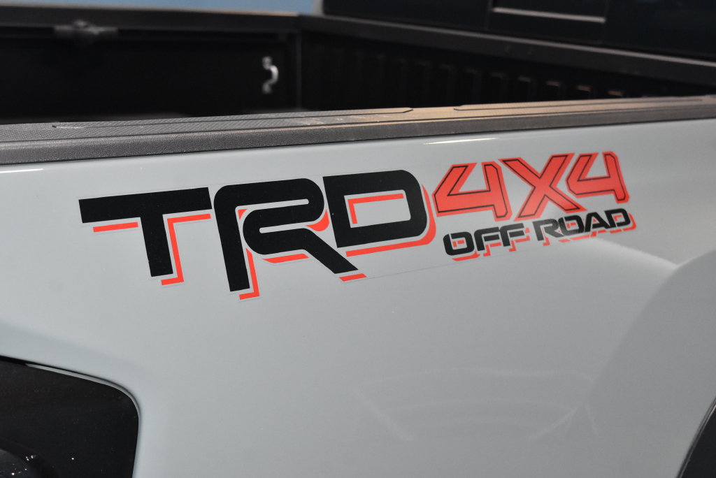 Used 2023 Toyota Tacoma TRD Off-Road AWD/4WD image 31