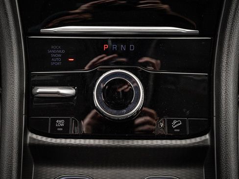 Used 2023 Jeep Grand Cherokee 30th Anniversary image 38