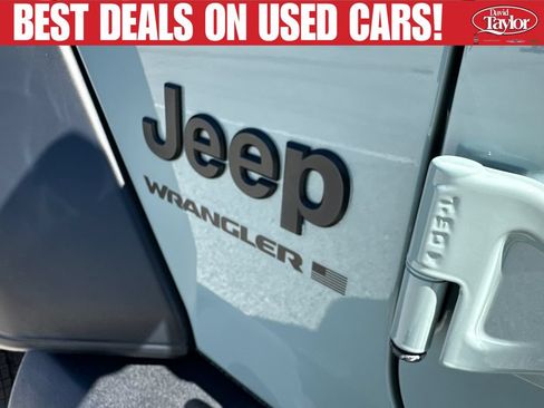 Used 2023 Jeep Wrangler Sport AWD/4WD image 40