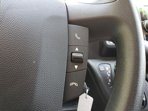 Used 2019 RAM ProMaster 2500 w/ Premium Appearance Group FWD image 20