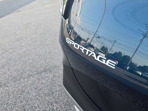 Used 2025 Kia Sportage EX w/ EX Premium Package AWD/4WD image 10