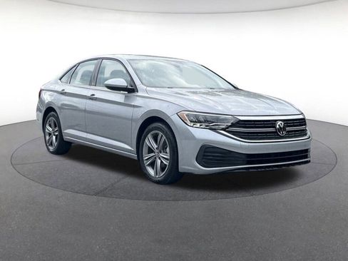 Used 2024 Volkswagen Jetta SE image 26