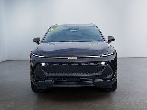 New 2026 Chevrolet Equinox EV LT image 9