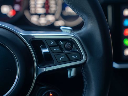 Certified 2023 Porsche Cayenne GTS AWD/4WD image 8