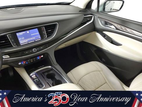 Used 2023 Buick Enclave Avenir w/ Avenir Technology Package AWD/4WD image 19
