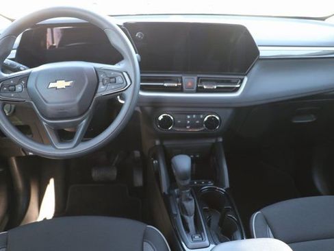 New 2025 Chevrolet TrailBlazer LS w/ LS Convenience Package image 4