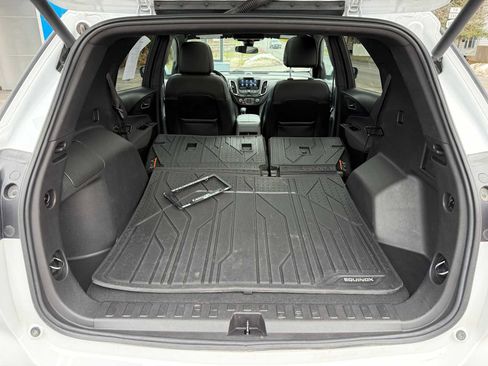 Used 2022 Chevrolet Equinox RS w/ RS Leather Package image 33