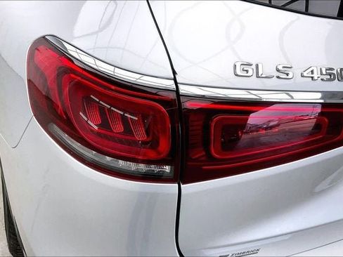Used 2021 Mercedes-Benz GLS 450 4MATIC image 27