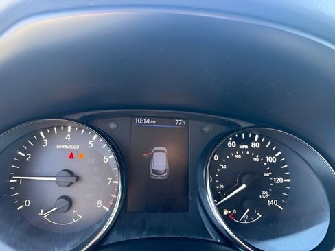 Used 2019 Nissan Rogue Sport SV w/ All-Weather Package AWD/4WD image 14