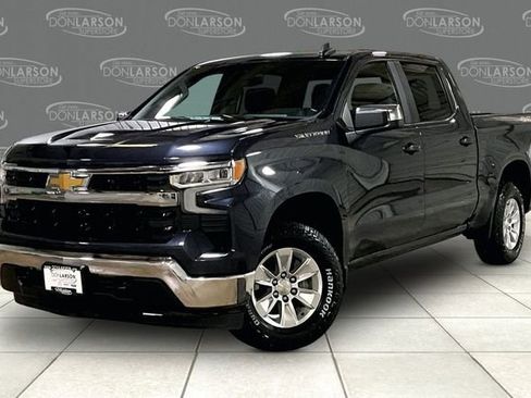 Used 2023 Chevrolet Silverado 1500 LT AWD/4WD image 3