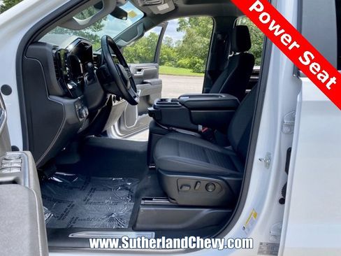 Used 2023 Chevrolet Silverado 1500 RST image 18