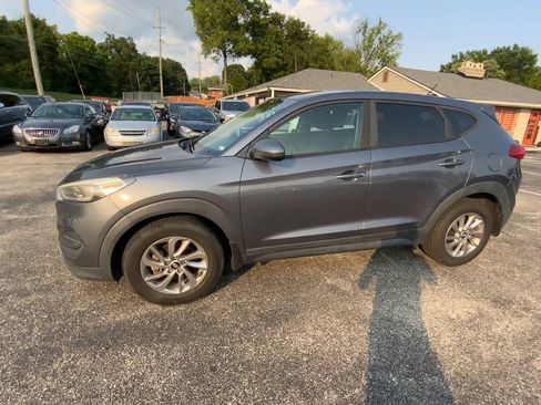 Used 2018 Hyundai Tucson SE FWD image 5