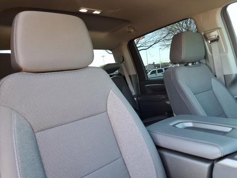 Used 2025 Chevrolet Silverado 2500 LT w/ Safety Package image 18