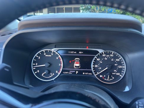 Used 2023 Nissan Rogue SV w/ SV Premium Package image 3