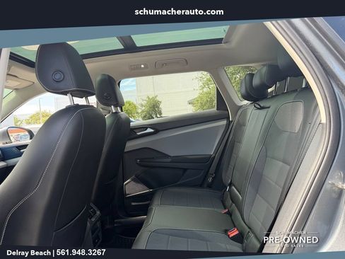 Used 2023 Volkswagen Taos SE w/ Panoramic Sunroof Package FWD image 13