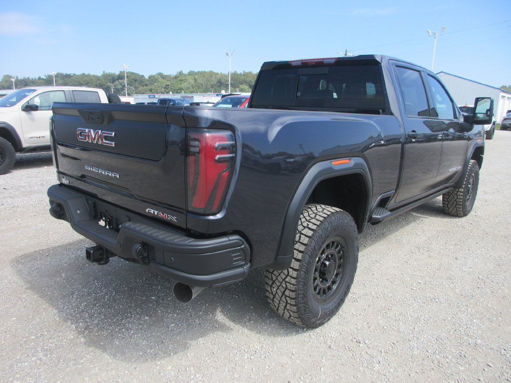 New 2026 GMC Sierra 2500 AT4X w/ AT4X AEV Edition AWD/4WD image 4